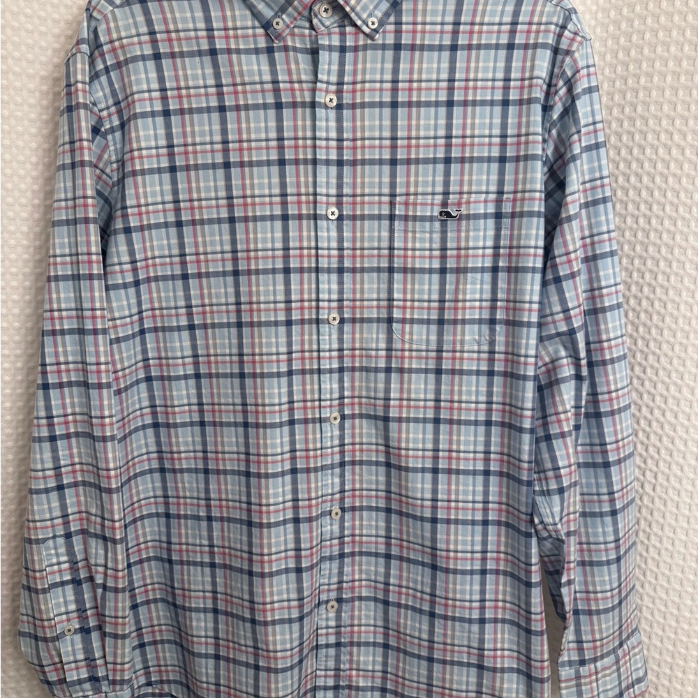 Vineyard Vines Blue and Red Casual Button Down Shirt